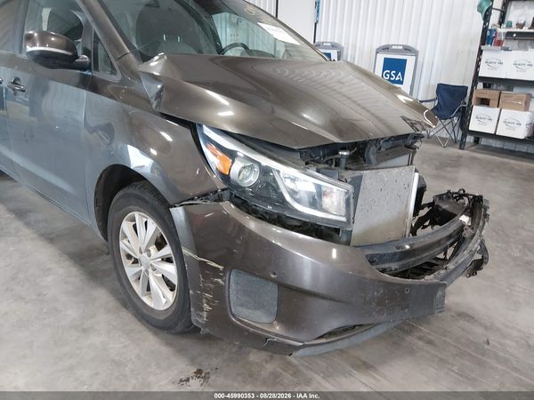 2017 KIA SEDONA LX — I6