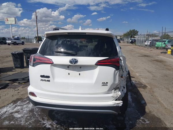 2016 TOYOTA RAV4 XLE — I119