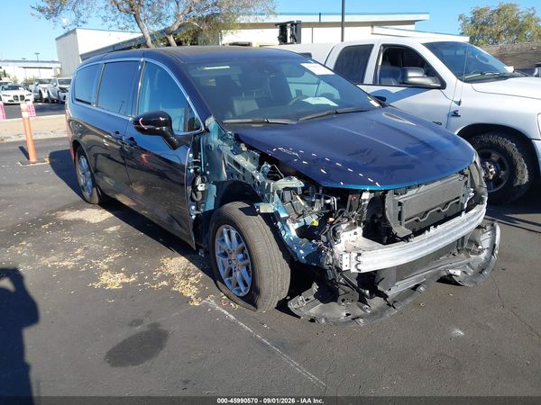 2025 CHRYSLER PACIFICA SELECT — I1