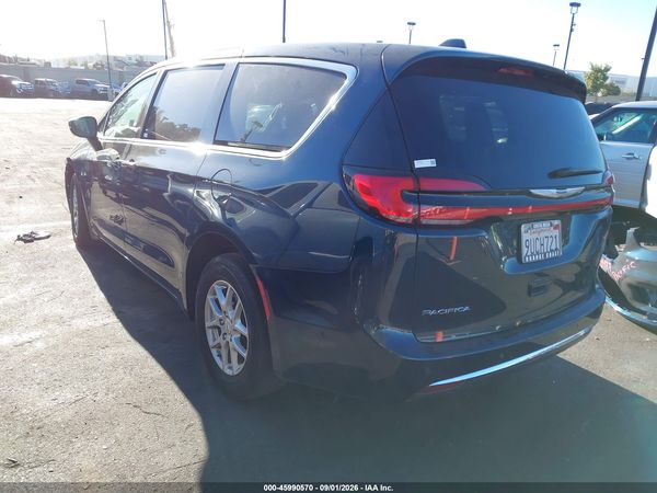 2025 CHRYSLER PACIFICA SELECT — I3
