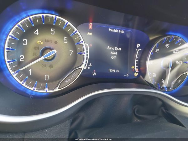 2025 CHRYSLER PACIFICA SELECT — I7