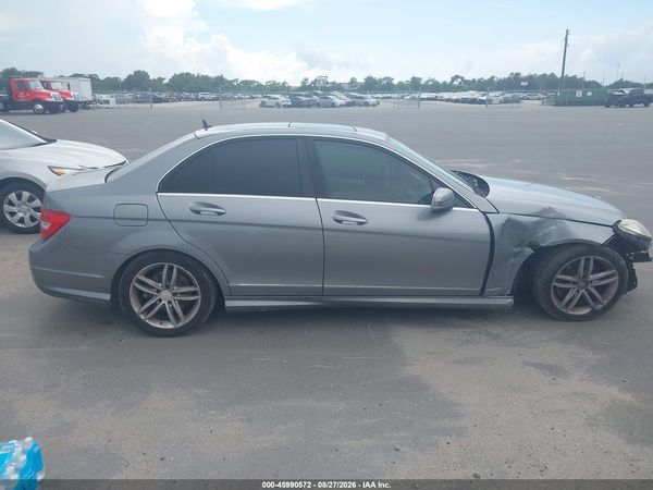 2014 MERCEDES-BENZ C 250 SPORT