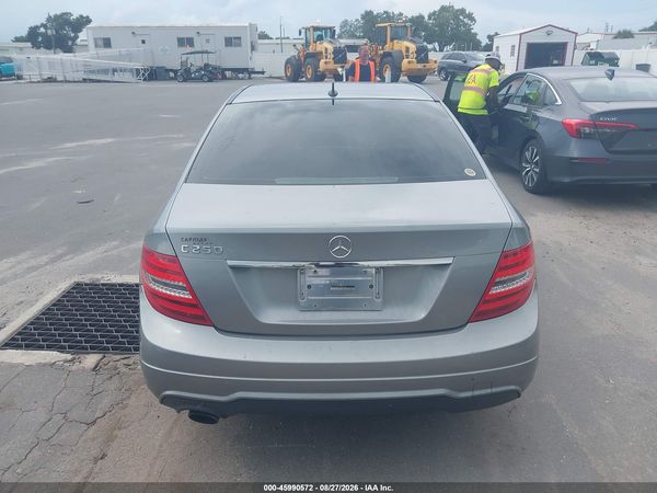 2014 MERCEDES-BENZ C 250 SPORT
