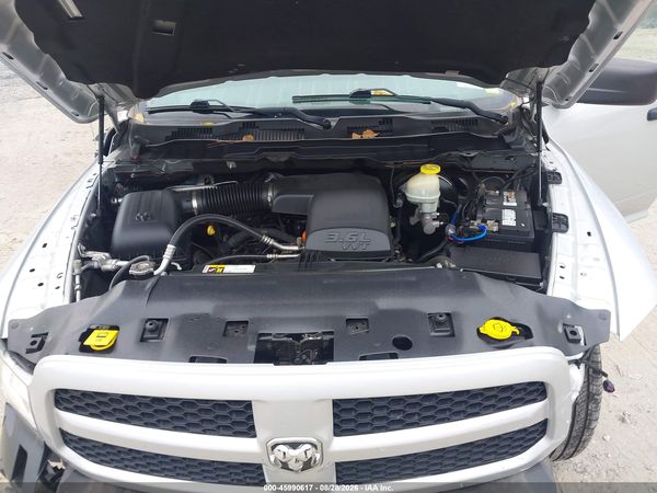 2018 RAM 1500 EXPRESS  4X4 6'4 BOX — I10