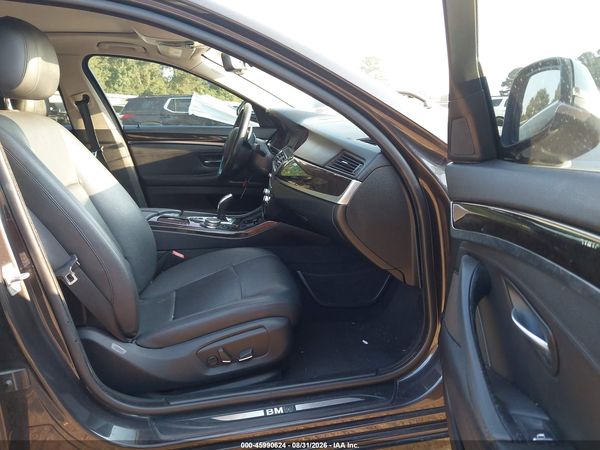 2016 BMW 528I — I5