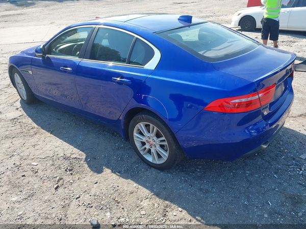 2018 JAGUAR XE 25T PREMIUM — I3