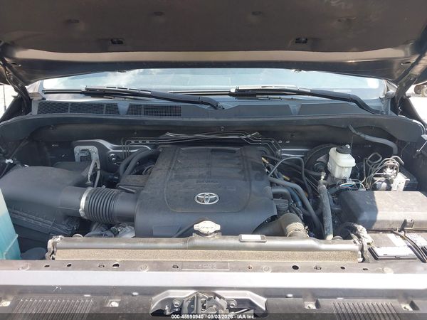 2016 TOYOTA TUNDRA SR5 5.7L V8 — I10