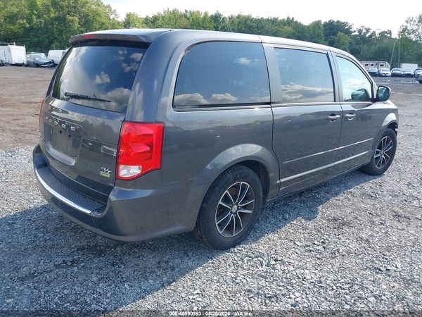 2015 DODGE GRAND CARAVAN R/T — I4