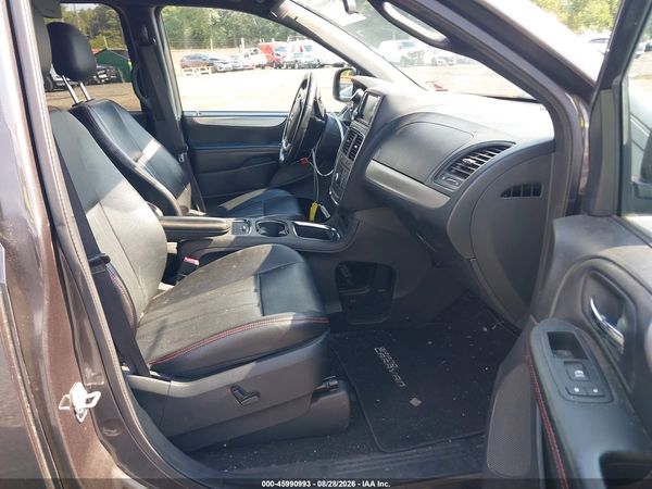 2015 DODGE GRAND CARAVAN R/T — I5