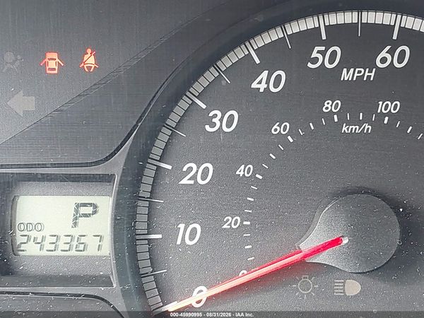 2012 TOYOTA SIENNA LE V6 8 PASSENGER — I118