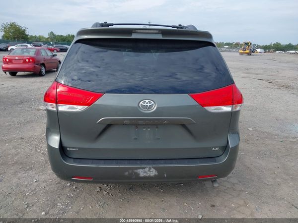 2012 TOYOTA SIENNA LE V6 8 PASSENGER — I119