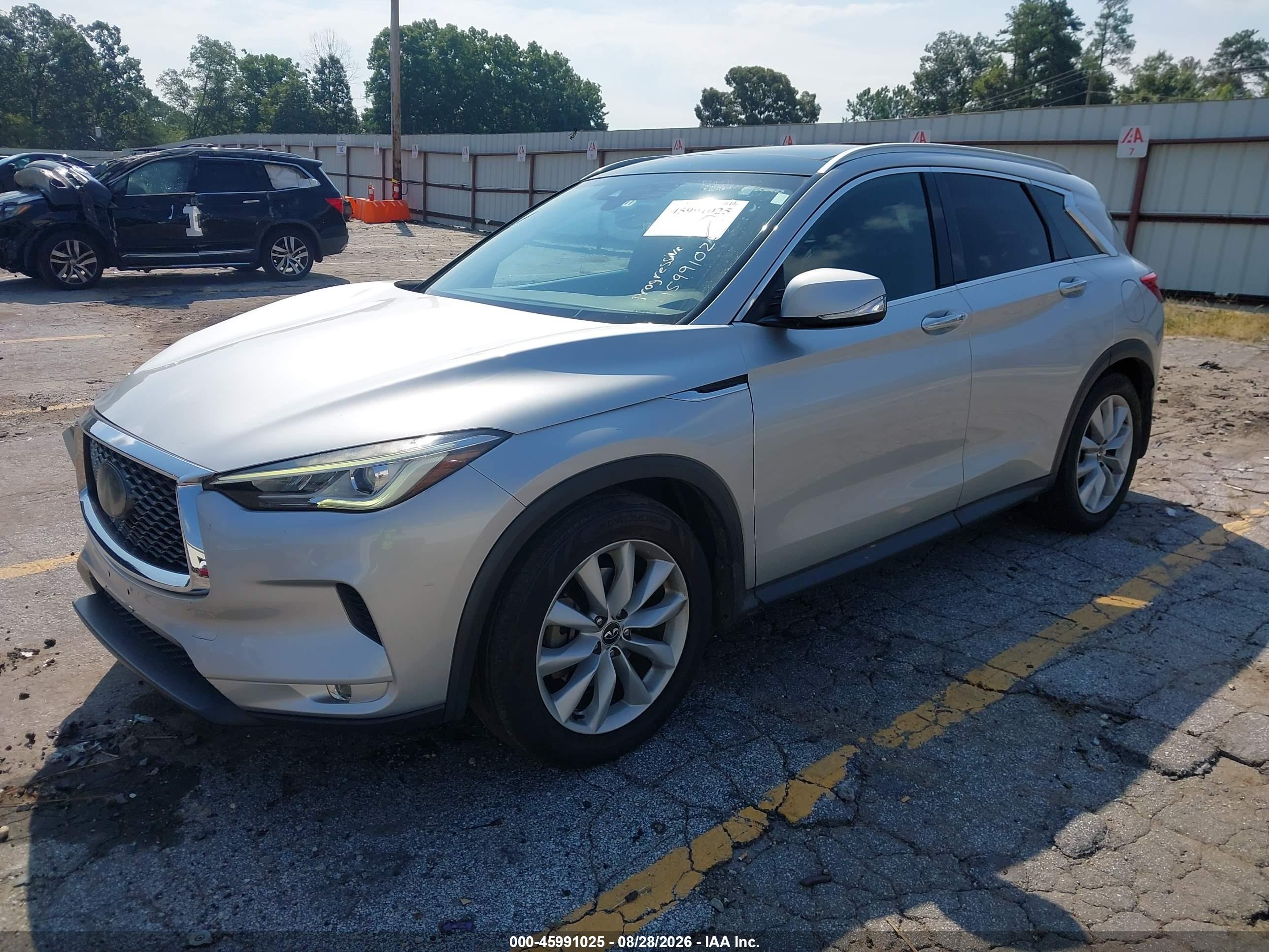 2019 INFINITI QX50 LUXE — I2