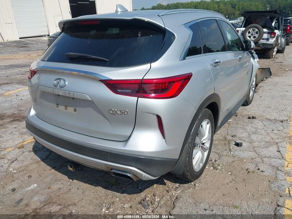 2019 INFINITI QX50 LUXE — I4