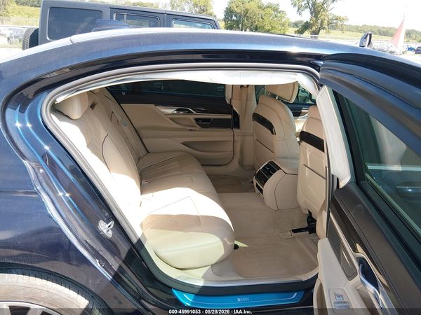 2017 BMW 740I XDRIVE — I8