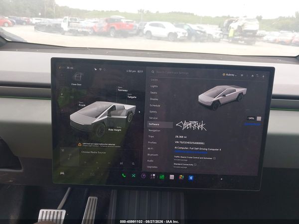 2025 TESLA CYBERTRUCK ALL-WHEEL DRIVE — I7