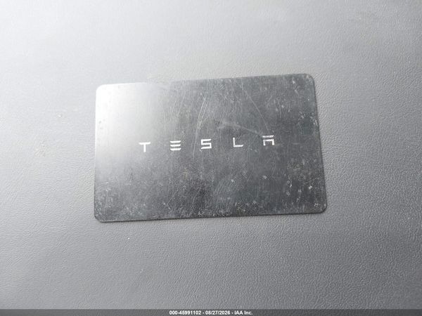 2025 TESLA CYBERTRUCK ALL-WHEEL DRIVE — I11