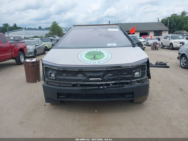 2025 TESLA CYBERTRUCK ALL-WHEEL DRIVE — I115