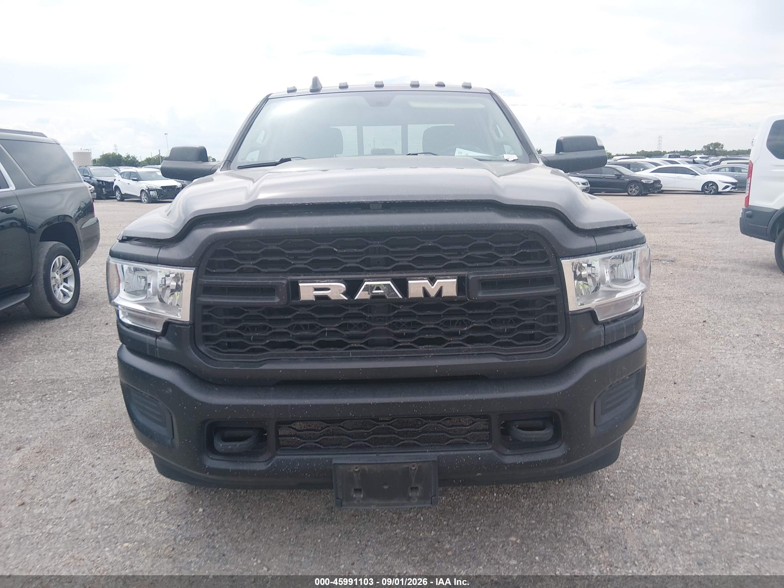 2020 RAM 3500 TRADESMAN  4X4 8' BOX