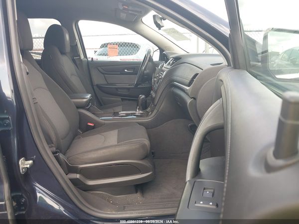 2017 CHEVROLET TRAVERSE 1LT — I5