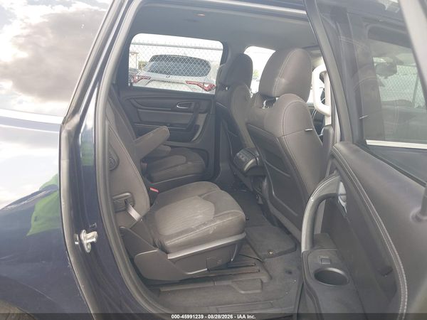 2017 CHEVROLET TRAVERSE 1LT — I8