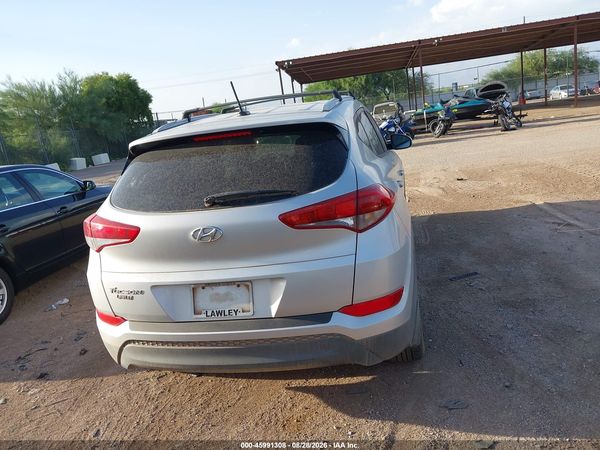 2017 HYUNDAI TUCSON SE