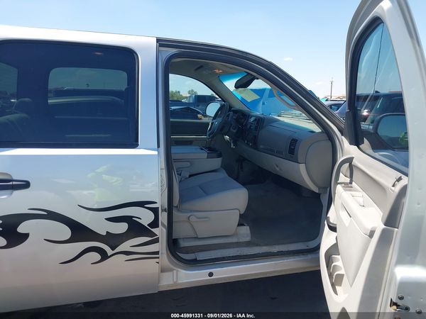 2013 CHEVROLET SILVERADO 1500 LT — I5