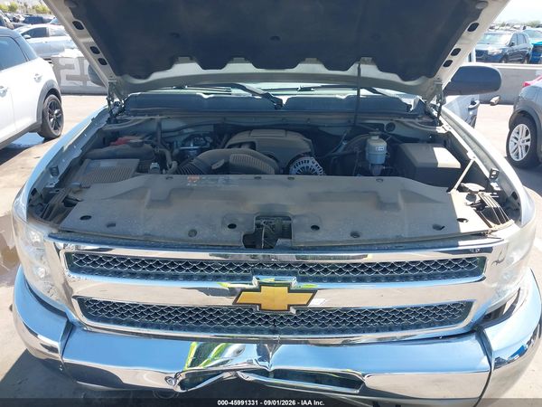 2013 CHEVROLET SILVERADO 1500 LT — I10