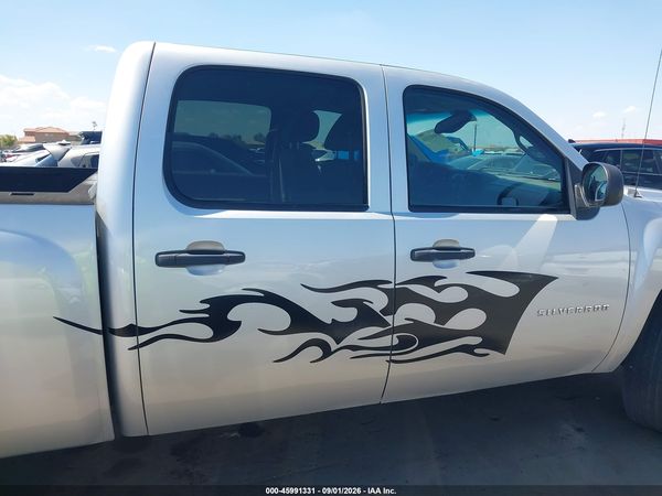 2013 CHEVROLET SILVERADO 1500 LT — I116