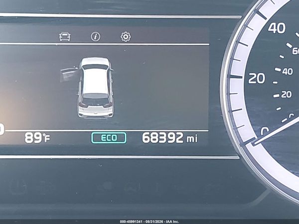 2022 KIA NIRO LX