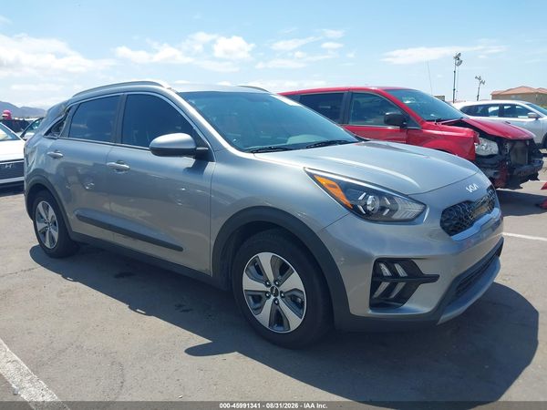 2022 KIA NIRO LX