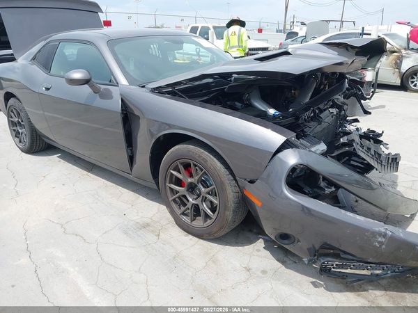 2018 DODGE CHALLENGER SXT