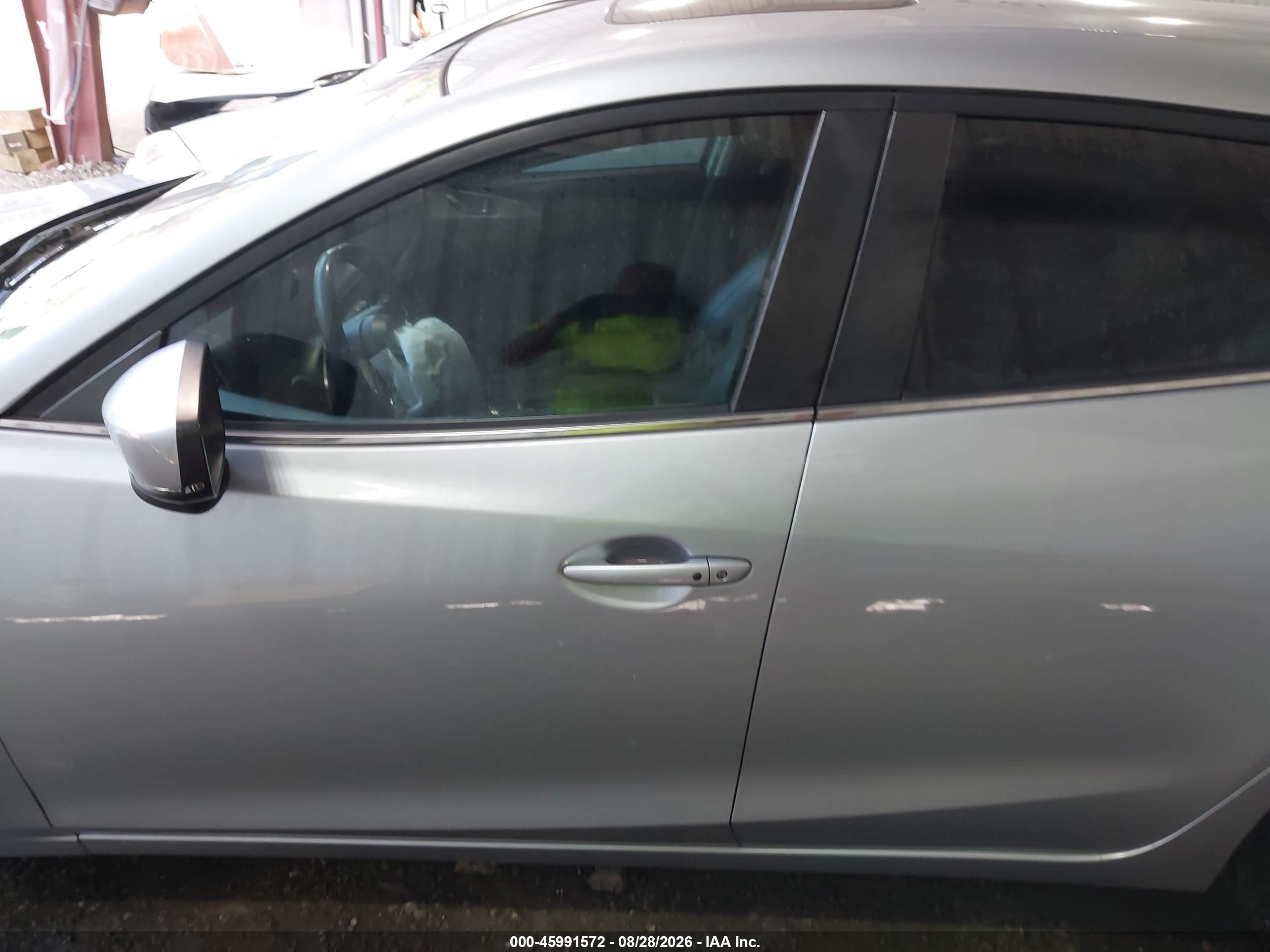 2017 MAZDA MAZDA3 TOURING 2.5