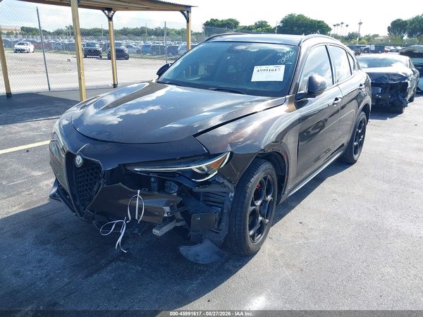 2018 ALFA ROMEO STELVIO SPORT AWD — I6