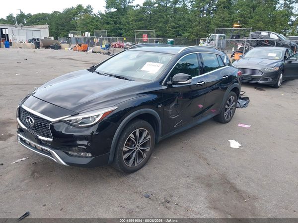 2018 INFINITI QX30 PREMIUM