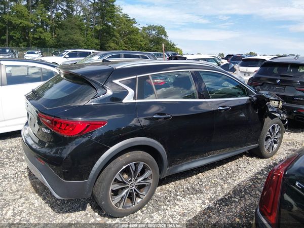 2018 INFINITI QX30 PREMIUM