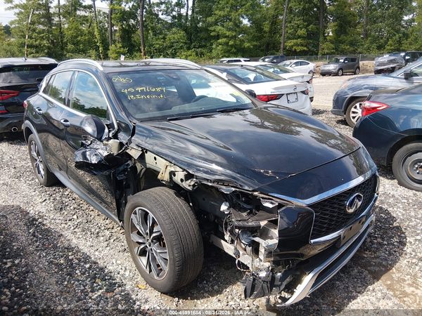2018 INFINITI QX30 PREMIUM