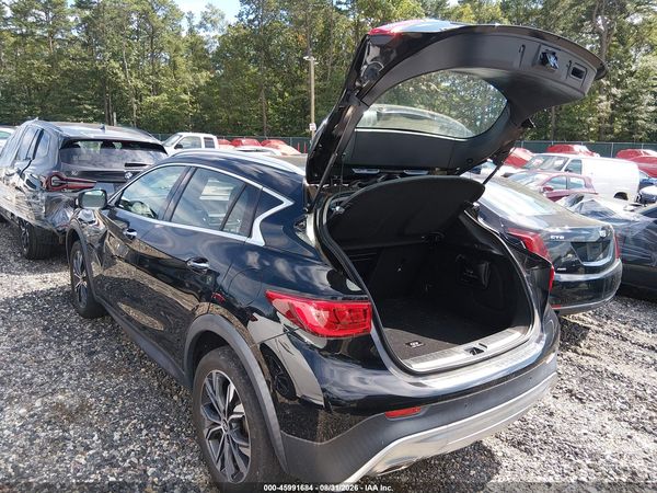 2018 INFINITI QX30 PREMIUM
