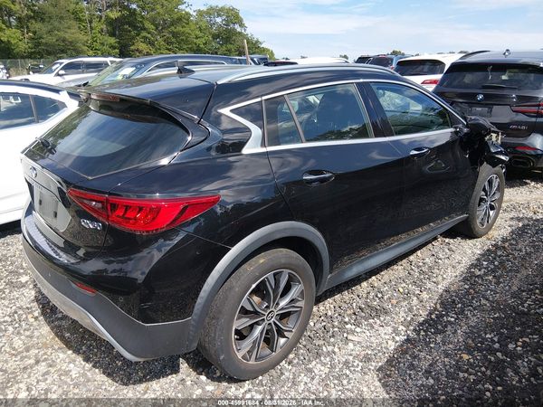2018 INFINITI QX30 PREMIUM