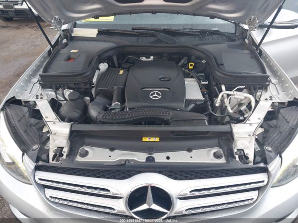 2016 MERCEDES-BENZ GLC 300 4MATIC — I10