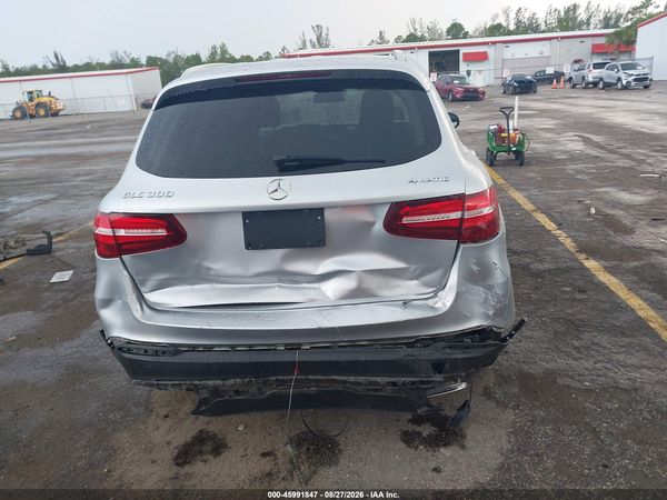 2016 MERCEDES-BENZ GLC 300 4MATIC — I119