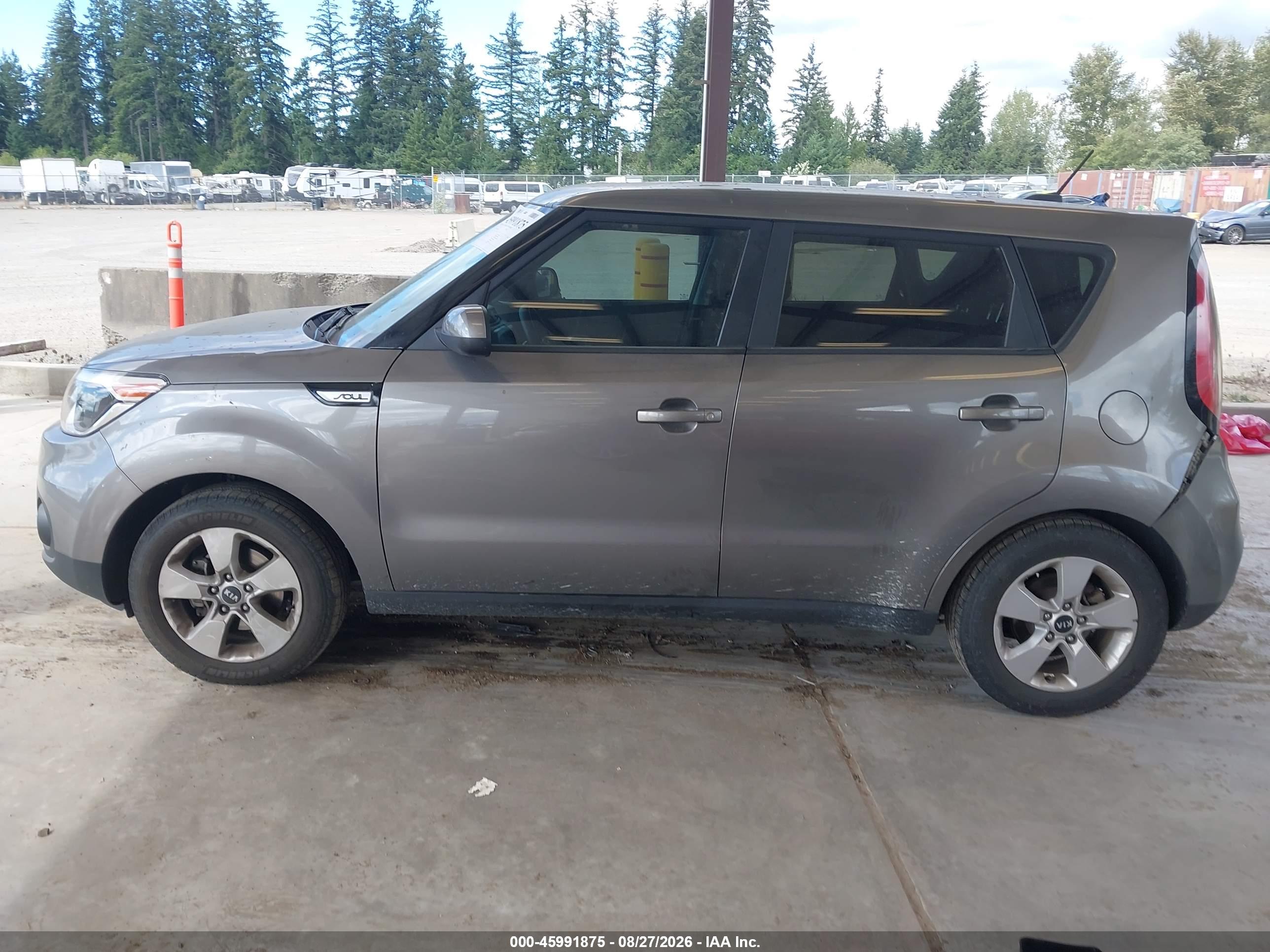 2018 KIA SOUL Base