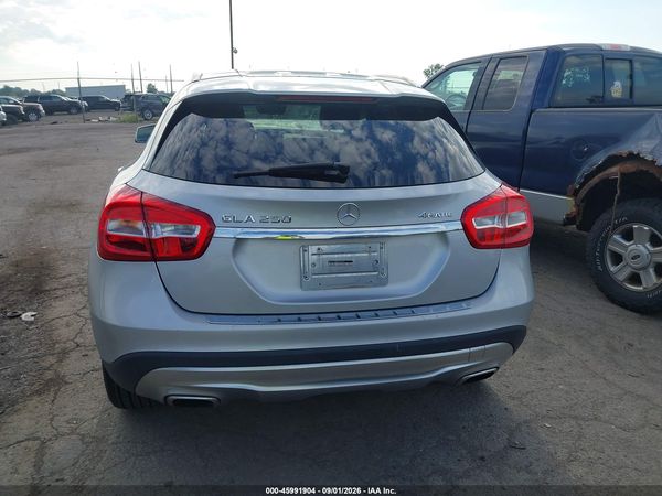 2016 MERCEDES-BENZ GLA 250 4MATIC — I119