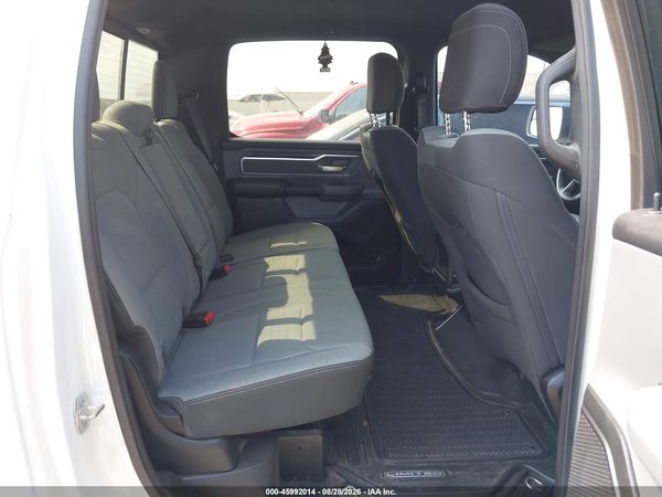 2022 RAM 1500 BIG HORN  4X4 6'4 BOX