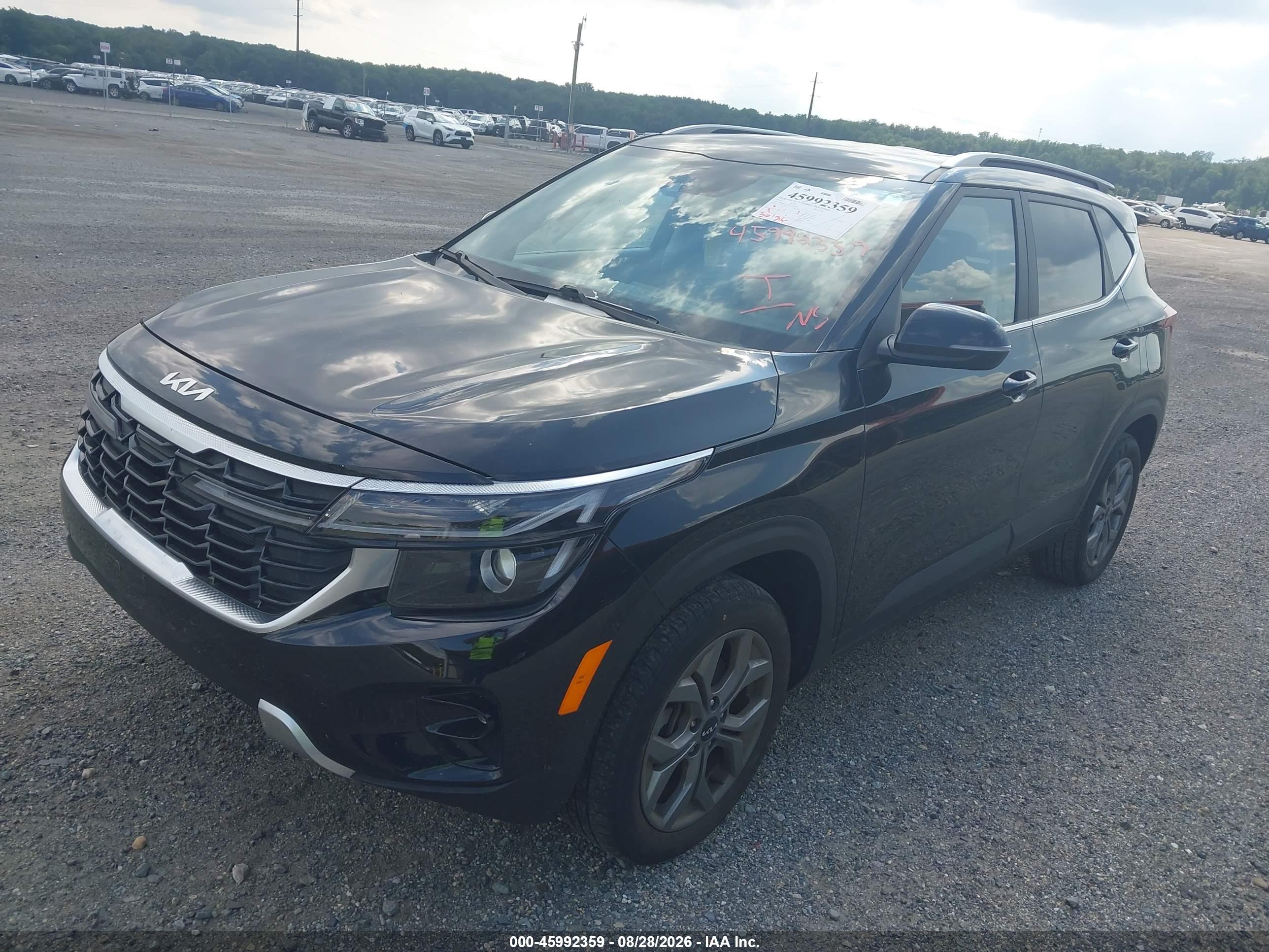 2024 KIA SELTOS S — I2