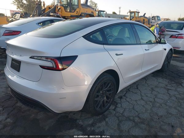 2024 TESLA MODEL 3 — I4