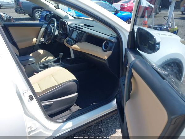 2016 TOYOTA RAV4 XLE — I5