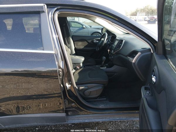 2016 JEEP CHEROKEE LATITUDE — I5