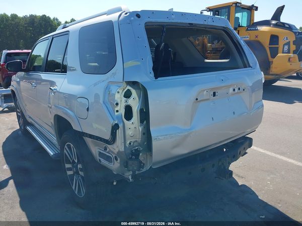 2022 TOYOTA 4RUNNER LIMITED — I6