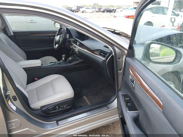 2016 LEXUS ES 350 — I5