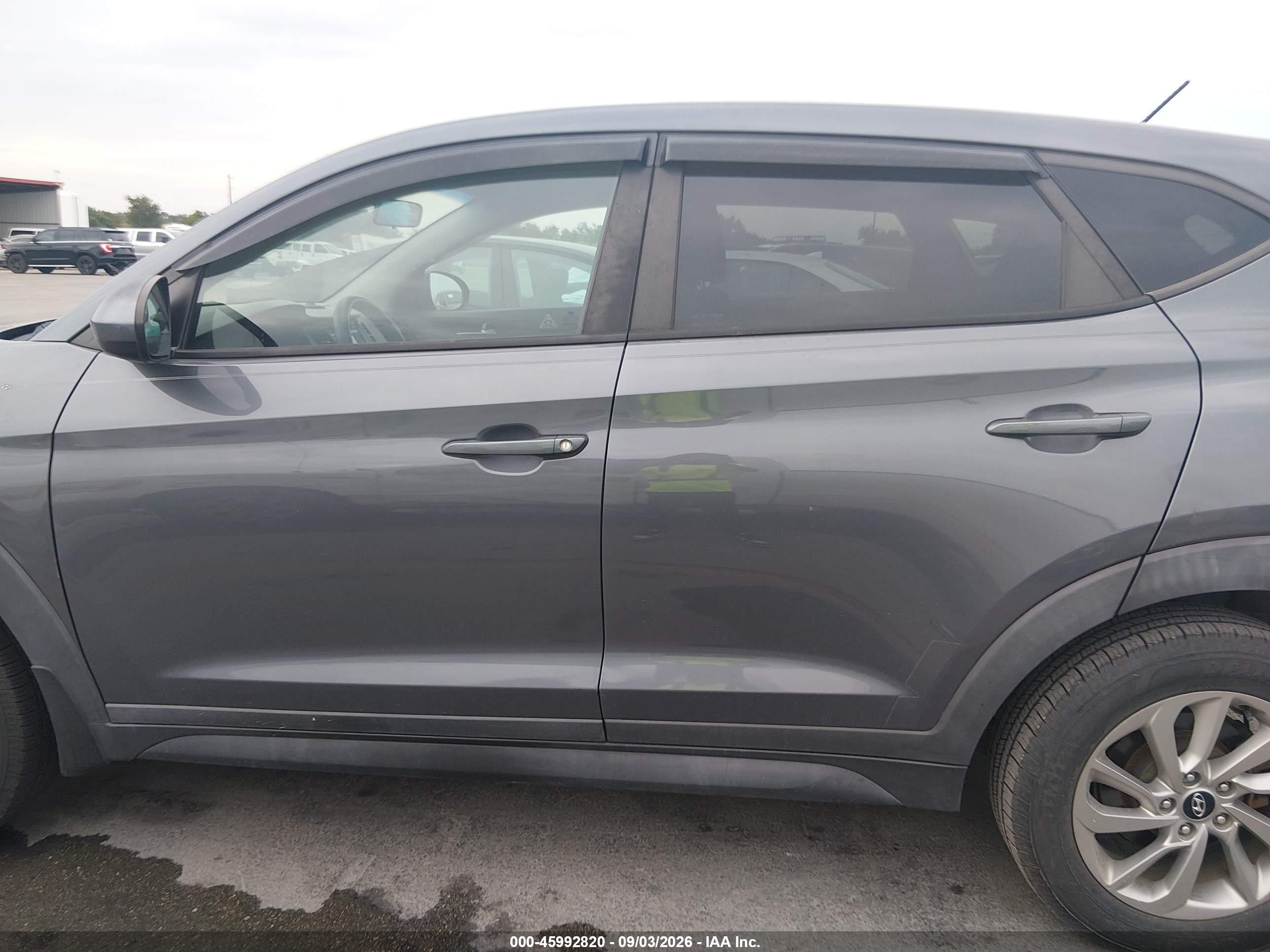 2018 HYUNDAI TUCSON SE